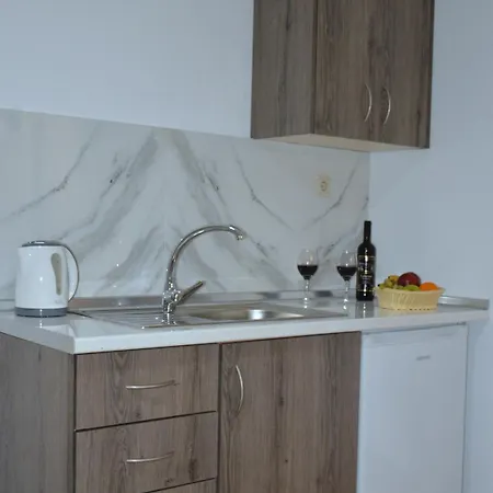 Tile #6 Apartament Agia Marina